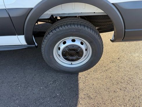 New 2026 Ford Transit 250 Low Roof image 17