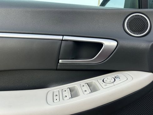 Used 2022 Hyundai Sonata SEL w/ Convenience Package image 7