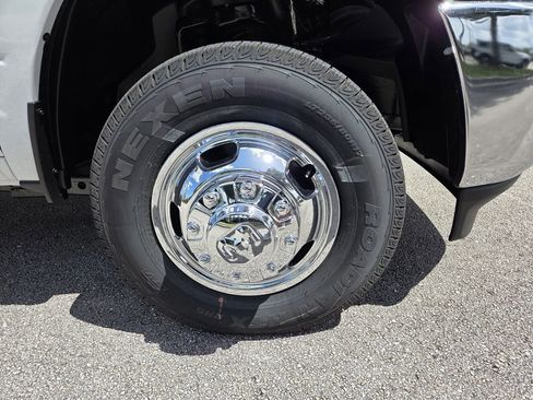 New 2026 RAM 3500 Tradesman w/ Chrome Appearance Group A AWD/4WD image 12