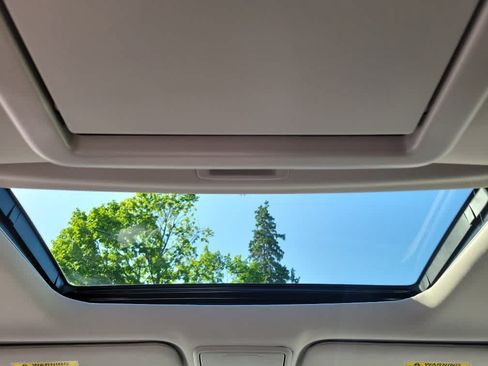 Used 2025 Honda Odyssey Touring image 38