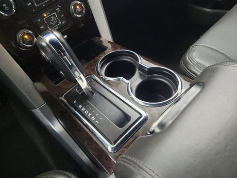 Used 2014 Ford F150 Platinum image 26