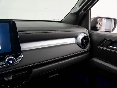 Used 2023 Chevrolet Colorado LT w/ LT Convenience Package II image 26