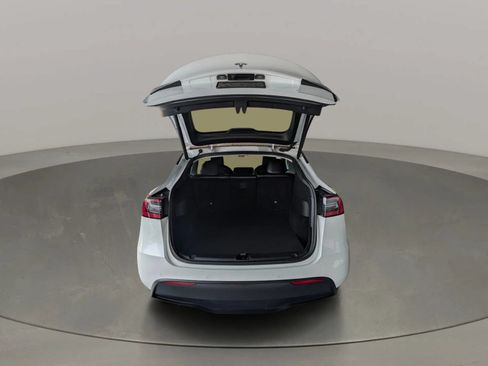 Used 2020 Tesla Model Y Long Range AWD/4WD image 31
