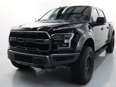 Used 2018 Ford F150 Raptor w/ Equipment Group 802A Luxury AWD/4WD image 1