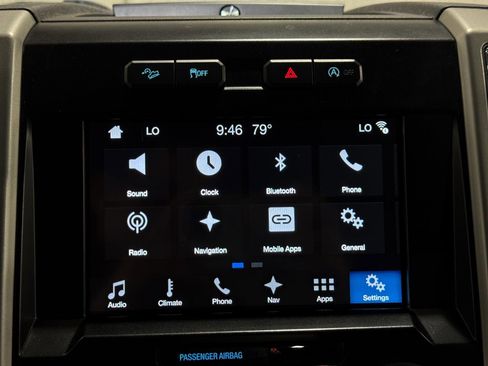 Used 2018 Ford F150 Lariat w/ Equipment Group 502A Luxury AWD/4WD image 23