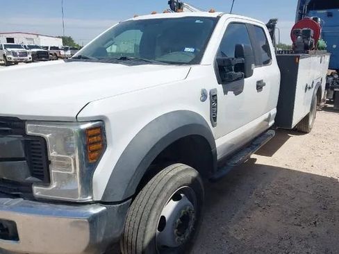 Used 2018 Ford F450 XL w/ Power Equipment Group AWD/4WD image 3