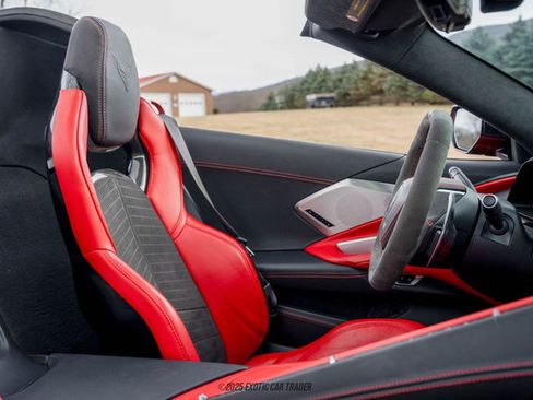 Used 2021 Chevrolet Corvette Stingray Premium Conv w/ Z51 Performance Package image 47