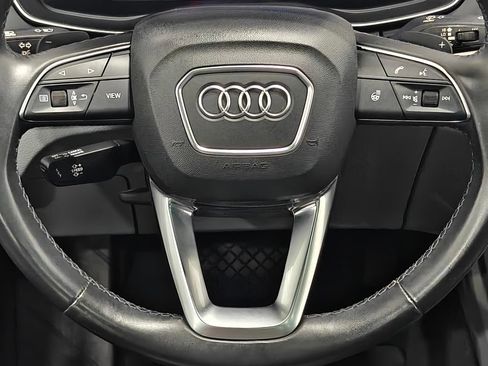 Used 2022 Audi Q5 2.0T Premium Plus w/ Premium Plus Package AWD/4WD image 5