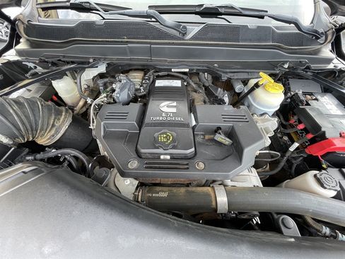 Used 2022 RAM 3500 Limited AWD/4WD image 4