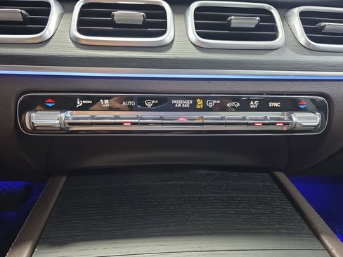 Certified 2023 Mercedes-Benz GLE 450 4MATIC image 24