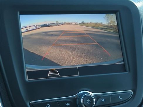 Used 2024 Chevrolet Equinox LT image 16