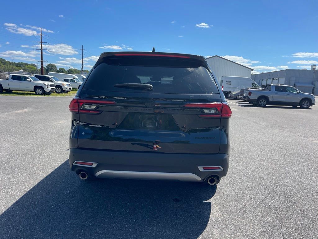 Used 2025 Toyota Grand Highlander AWD Hybrid image 4