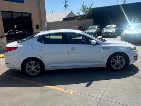 Used 2012 Kia Optima EX FWD image 8
