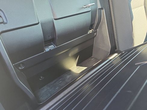 Used 2023 Toyota Tacoma SR5 w/ Technology Package image 15