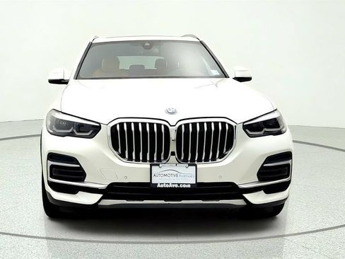 Used 2022 BMW X5 xDrive45e w/ Premium Package AWD/4WD image 2