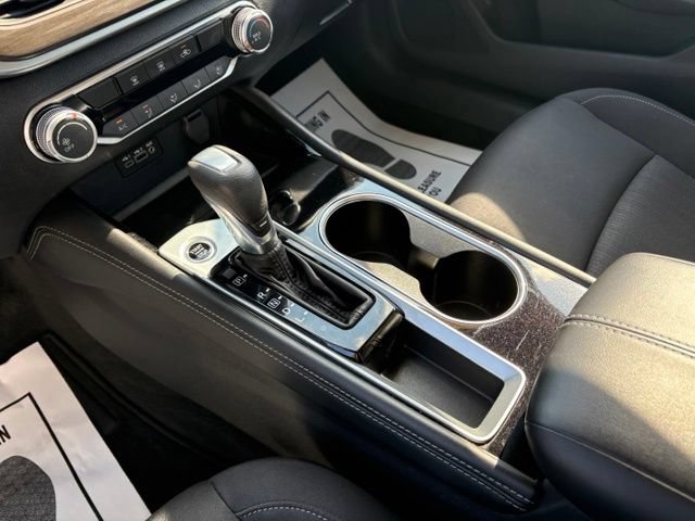 Used 2023 Nissan Altima 2.5 SV FWD image 19