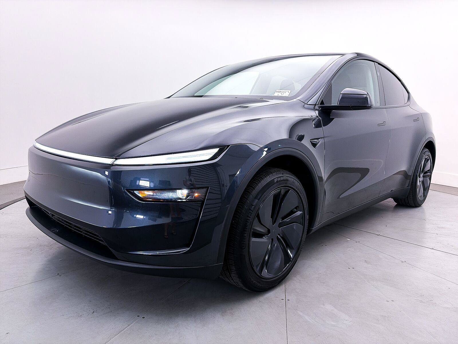 Used 2026 Tesla Model Y 2WD image 12