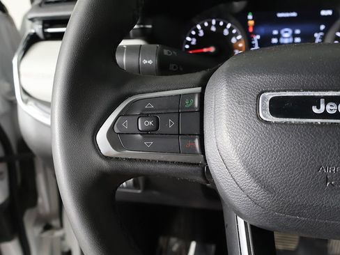 Used 2023 Jeep Compass Limited AWD/4WD image 38