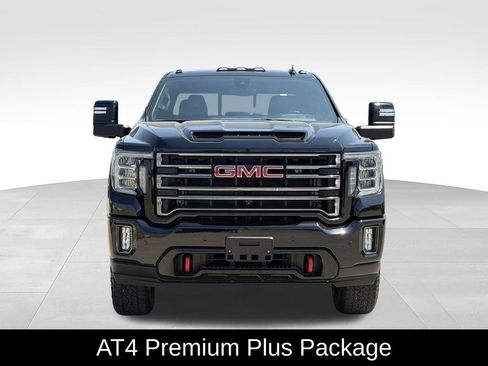 Used 2021 GMC Sierra 2500 AT4 w/ AT4 Premium Plus Package AWD/4WD image 3