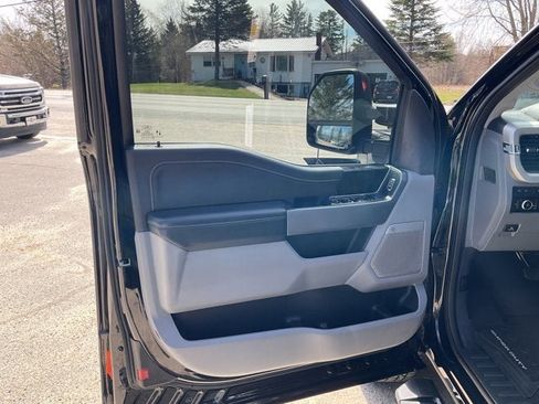 Used 2023 Ford F250 XLT w/ XLT Premium Package AWD/4WD image 12