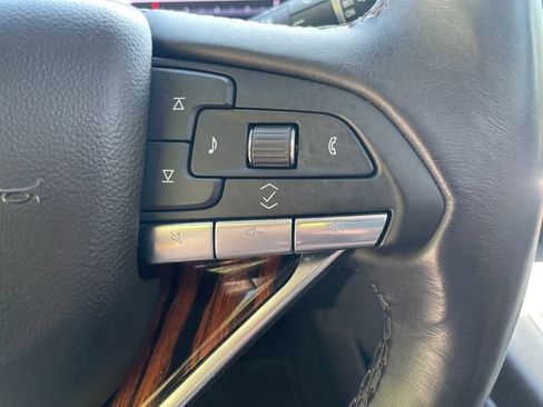 Certified 2024 Cadillac Escalade ESV Premium Luxury AWD/4WD image 35