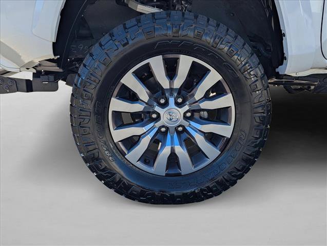 Used 2023 Toyota Tacoma Limited AWD/4WD image 9
