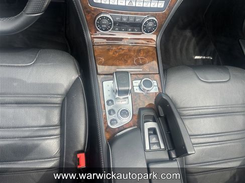 Used 2013 Mercedes-Benz SL 63 AMG image 7