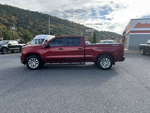 Used 2021 Chevrolet Silverado 1500 Custom w/ LPO, Dark Essentials Package image 4