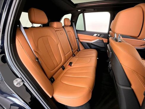 Used 2021 BMW X5 M50i w/ Premium Package AWD/4WD image 33