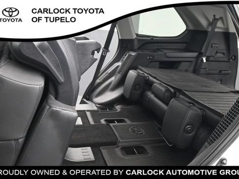 Used 2023 Toyota Sequoia Limited w/ Tow Technology Package AWD/4WD image 12