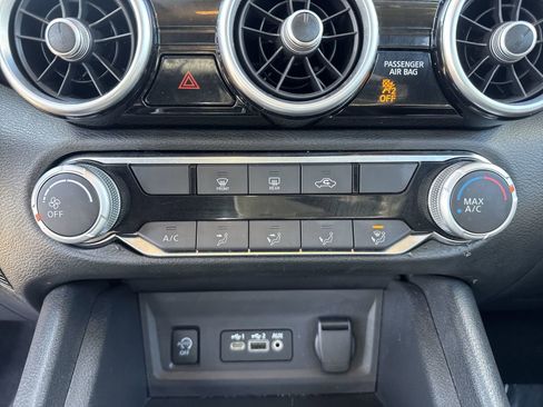 Used 2024 Nissan Sentra SV image 16