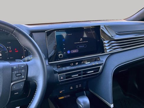 Certified 2025 Toyota Camry SE FWD image 6