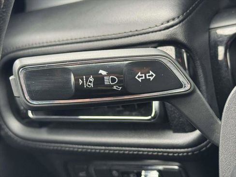 Used 2022 Lincoln Nautilus Standard image 20