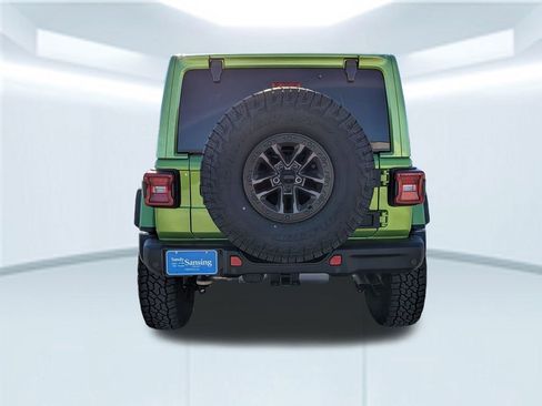 Used 2025 Jeep Wrangler Unlimited Rubicon 392 image 5