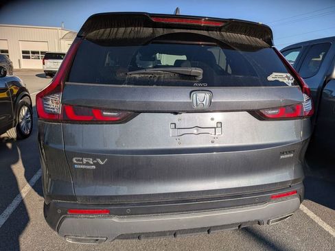 Used 2023 Honda CR-V Sport Touring image 9