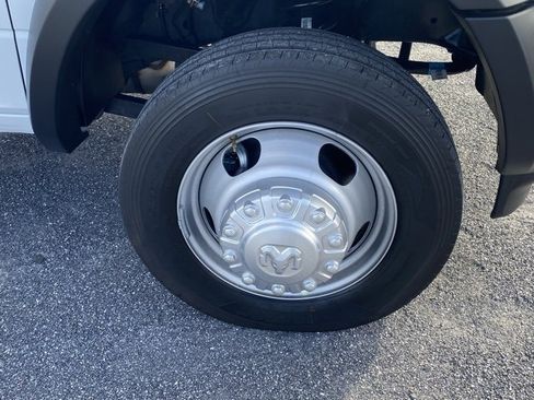 New 2026 RAM 5500 Tradesman w/ Chrome Appearance Group image 11