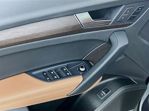 Used 2024 Audi Q5 2.0T Premium Plus image 20