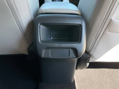Used 2026 Honda HR-V LX image 37