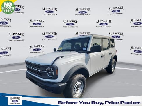 New 2025 Ford Bronco 4-Door image 1