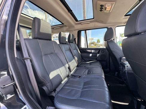 Used 2016 Land Rover LR4 HSE Silver Edition image 14