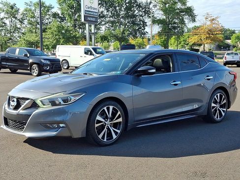 Used 2018 Nissan Maxima Platinum FWD image 3