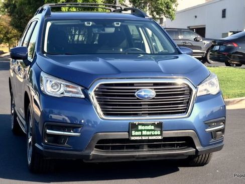 Used 2022 Subaru Ascent Premium w/ Convenience Package AWD/4WD image 2
