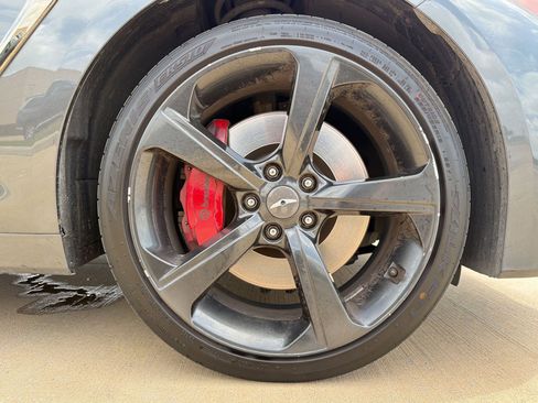 Used 2019 Genesis G70 3.3T Advanced w/ Sport Package AWD/4WD image 11