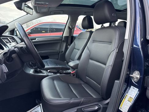 Used 2017 Volkswagen Golf Alltrack SE image 10