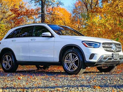 Used 2022 Mercedes-Benz GLC 300 4MATIC image 19