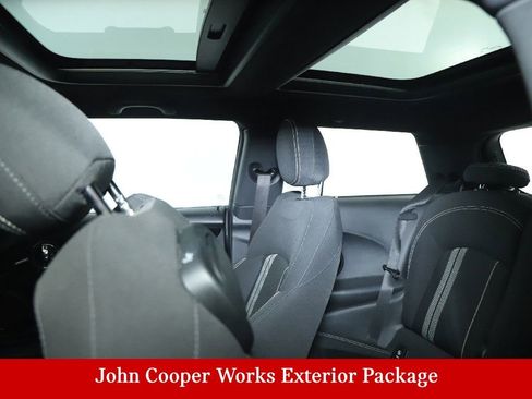 Used 2018 MINI Cooper S FWD image 16
