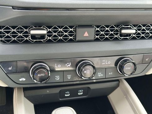 Used 2023 Honda Accord EX image 19