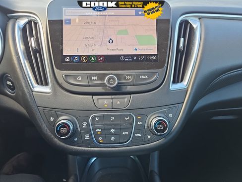 Used 2024 Chevrolet Malibu LT image 9