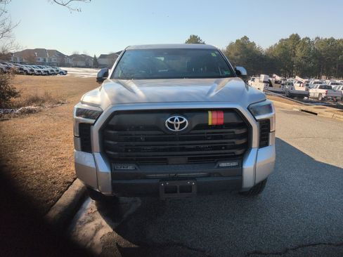 Used 2025 Toyota Tundra SR5 image 2