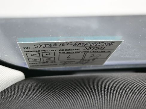 Used 2021 Tesla Model 3 Performance AWD/4WD image 9